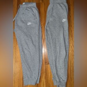 Nike Gray Men's Sweatpants with White Logo